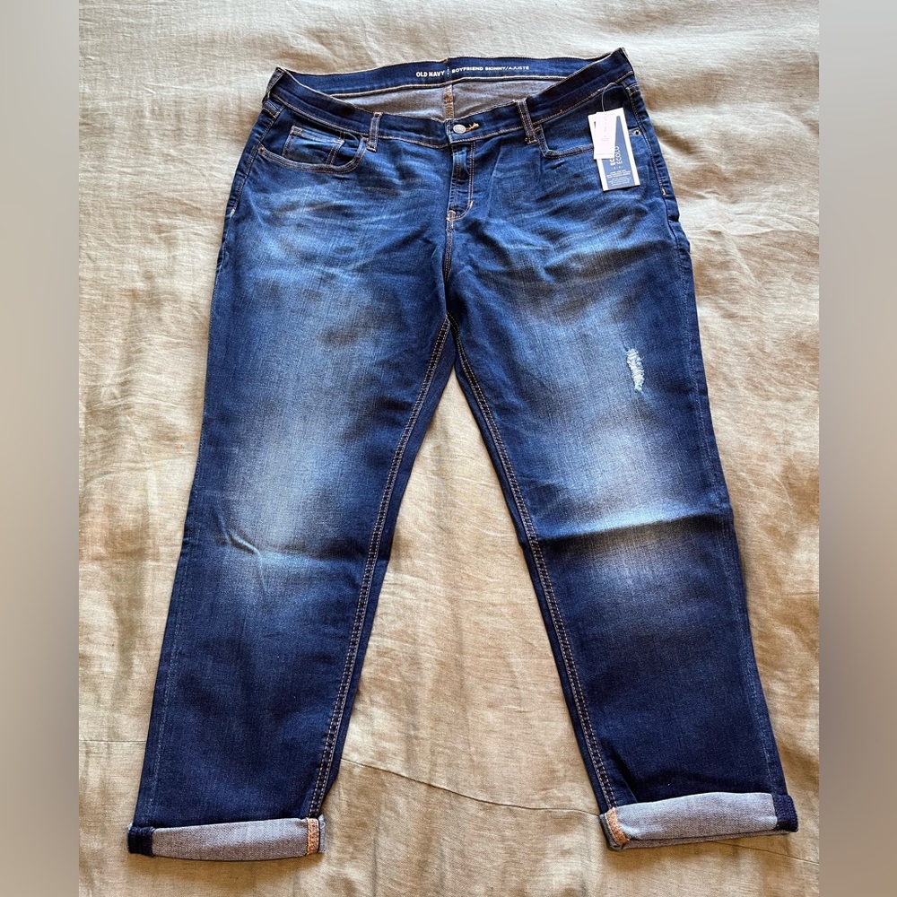 NWT Old Navy Boyfriend Skinny Cuffed Medium Wash Jeans Size 14
